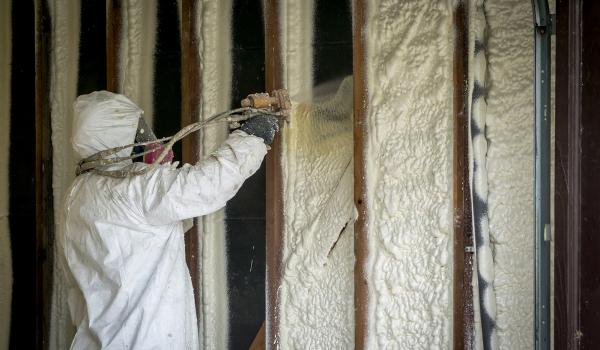 Did you know that closed-cell spray foam insulation can be used as a vapour barrier and has a higher R-value than open-cell SPF? Insulation 101: What You Need to Know | Okanagan Insulation Services